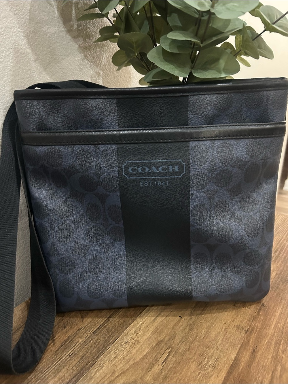 Coach Men’s Signature Messenger Bag in Black and Charcoal